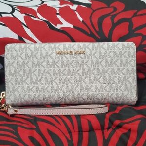 Michael Kors Pink Powder Blush Monogram Jet Set Continental Wallet Wristlet